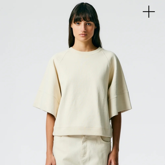 Tibi Tops - Crewneck easy sweatshirt